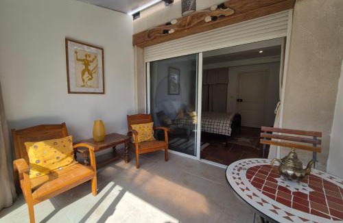 Cambayrac Bed & Breakfast | Le petit Riyade