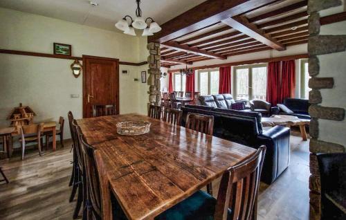 Ondenval House | Le Petit Verger