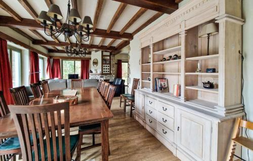 Ondenval House | Le Petit Verger
