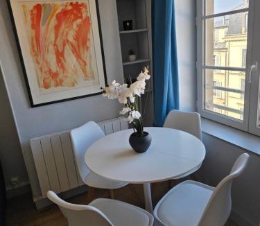 Notre-Dame Apartment | Le petit versaillais