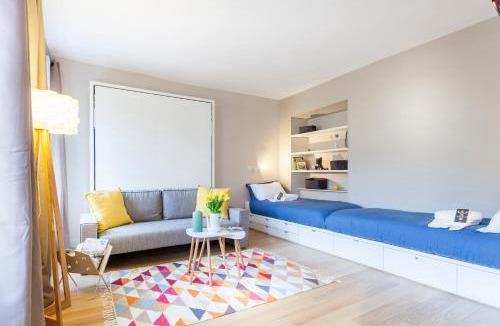 Notre-Dame Apartment | Le Petit Versailles