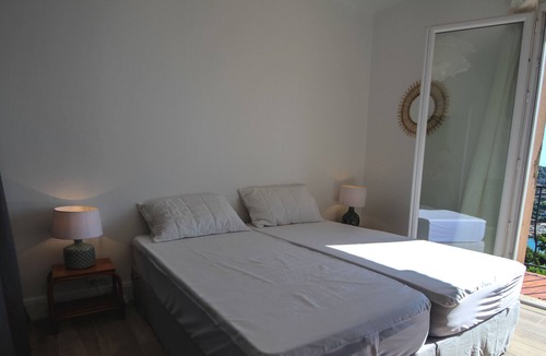 Espero-Pax Apartment | Le Pic du Trayas / Saint-Raphaël