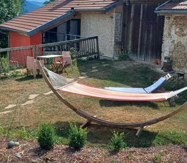 Fleurey Bed & Breakfast | Le pigeonnier des cyclo courgettes