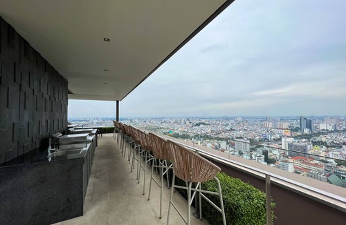 Da Kao Apartment | Le Places The Luxury MarQ Saigon Apartment