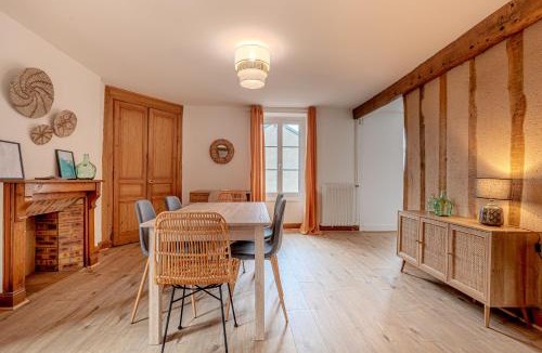 Limoges Apartment | Le Plaidoyer