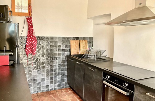 Cotignac Cottage | Le Poucet Oriental : house for 6, combining charm, nature and heated pool