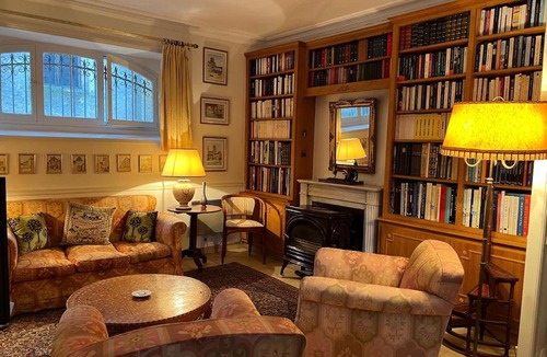 Noyers-sur-Serein House | Le Pressoir - Historic Burgundy Home & Pool
