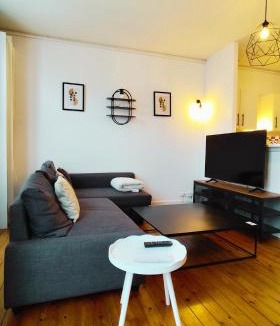 Agen Apartment | Le République