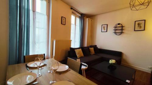 Agen Apartment | Le République