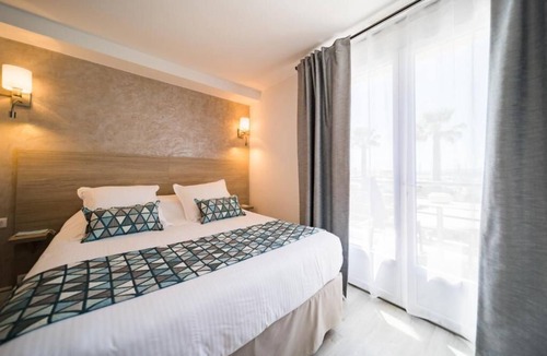 Le Lavandou Hotel | Le Rabelais