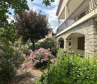 Le Collet-de-Deze House | Le refuge de Monette