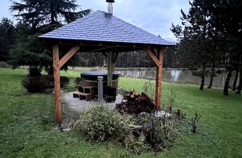 Neuille-Pont-Pierre House | Le Refuge