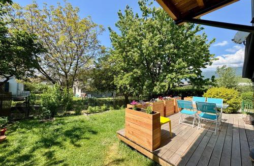 Chateauneuf Apartment | Le Relai Des Gayots