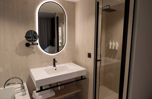 Rueil-Malmaison Hotel | Le Relais de La Malmaison, a member of Radisson Individuals