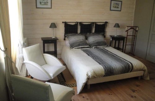Ydes House | le relais des capucines