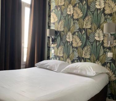 Saint-Serge Hotel | Le Royalty