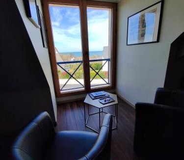Arromanches-les-Bains Bed & Breakfast | LE RUBAN BLEU FACE A LA MER