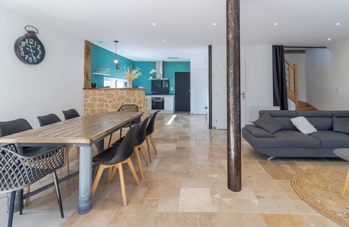 Saint-Amand-de-Coly House | Le Séchoir – Authentic House with Private Pool in Périgord Noir, Perfect for Families or Groups