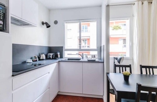 Part Dieu - Bir Hakeim Apartment | Le Saint Amour 2 persons with balcony Garibaldi Saxe