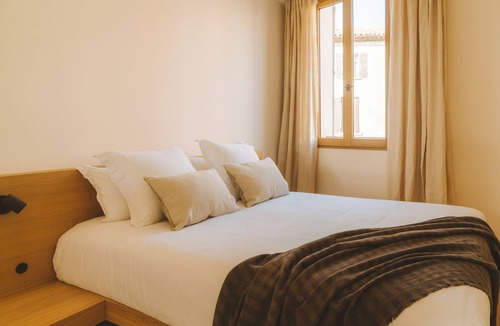 Saint-Saturnin-les-Apt Hotel | Le Saint Hubert
