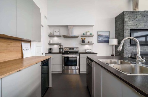 Petite-Riviere-Saint-Francois Ski Chalet | Le Saint-Laurent
