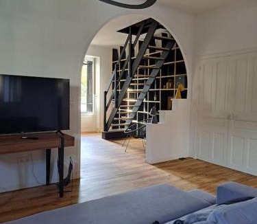Centre Ville d'Ales Apartment | Le Sept