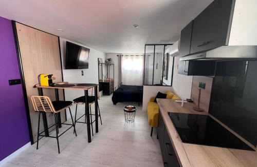 Ampus Apartment | Le Sofa