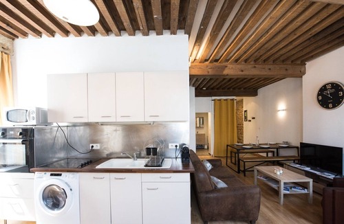Vaise Apartment | Le St Pierre - Typical 2 bedrooms close to Saône