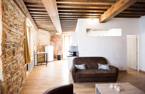 Vaise Apartment | Le St Pierre - Typical 2 bedrooms close to Saône