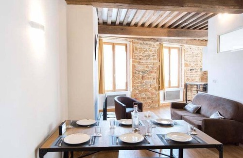 Vaise Apartment | Le St Pierre - Typical 2 bedrooms close to Saône