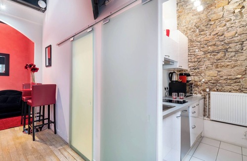 Les Cordeliers Apartment | Le Stendhal - Charming studio in the center of town