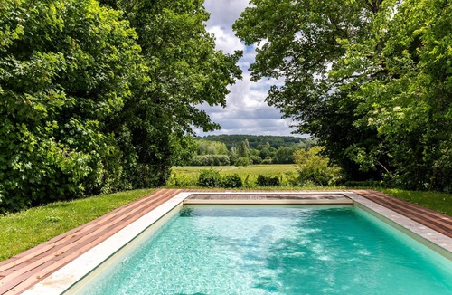 Saint-Germain-Du-Puch Apartment | Le Studio – Château Le Noble: Tranquility Among the Vineyards
