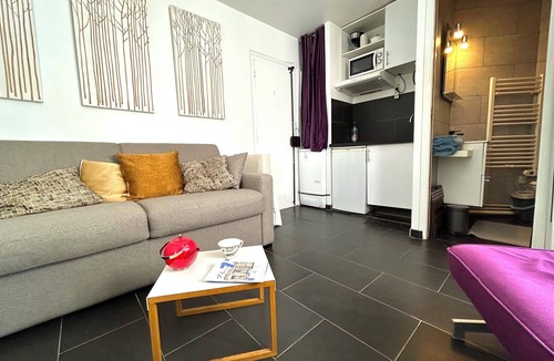 Faubourg Saint-Germain Apartment | Le Studio Grenelle