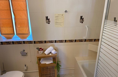 Epaignes Hotel | Le Tosny