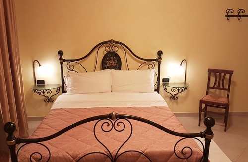Bono Hotel | Le Tre Rose