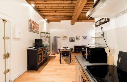 La Sarra - Saint Just Apartment | Le Trion - Authentic Lyon flat close to Vieux Lyon