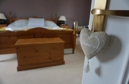 Saint-Yrieix-la-Perche Bed & Breakfast | Le Tulipier de la Serre