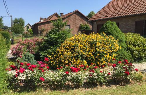 Moustier-sur-Sambre House | Le Valdine