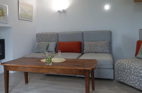 Grimault Cottage | Le Verger Grimaldin - Character cottage 4 kms from Noyers-sur-Serein.