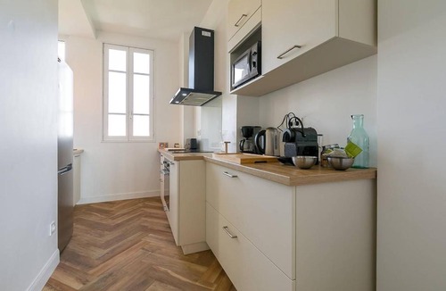 Montchapet Apartment | Le Victor Hugo