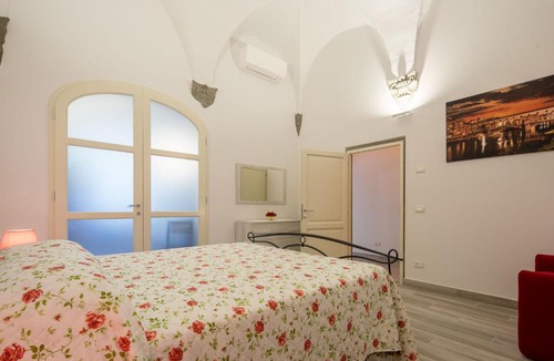 San Frediano Apartment | Le Volte by Mmega