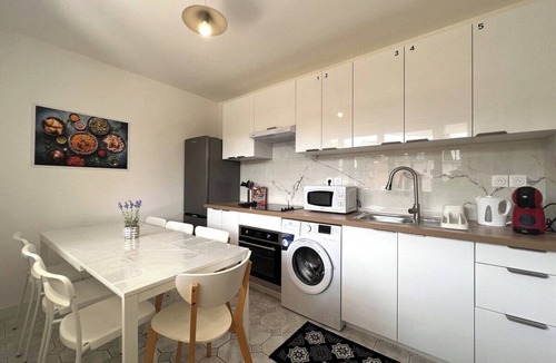 Les Epinettes Apartment | Le Voyageur Evry - Four Bedroom Apartment, Sleeps 8