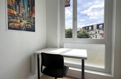 Les Epinettes Apartment | Le Voyageur Evry - Four Bedroom Apartment, Sleeps 8