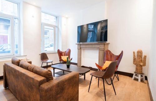 Leffe House | Le West - Dinant Centre