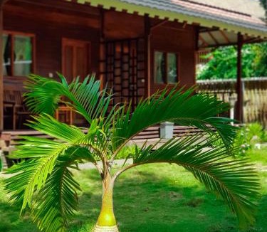 Gili Air House | Leaf Coco Bungalow