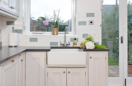 Newton by the Sea House | Leaholme Cottage - fabulous coastal cottage for 8