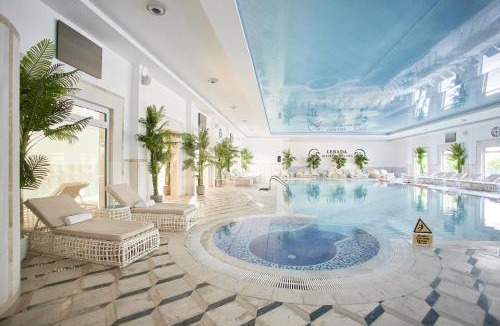 Crisan Hotel | Lebada Luxury Resort & Spa