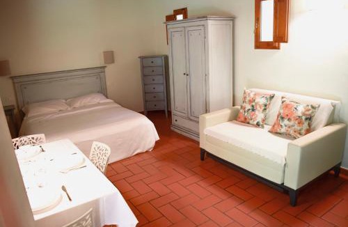 Scandicci House | Lebbiano Residence
