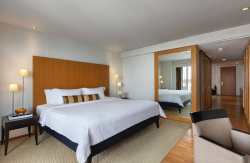Bang Rak Hotel | lebua at State Tower