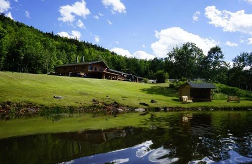 Wilmington Hotel | Ledge Rock at Whiteface